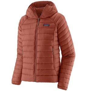 Patagonia Women's Down Sweater Hoody in Rosehip, Size XS